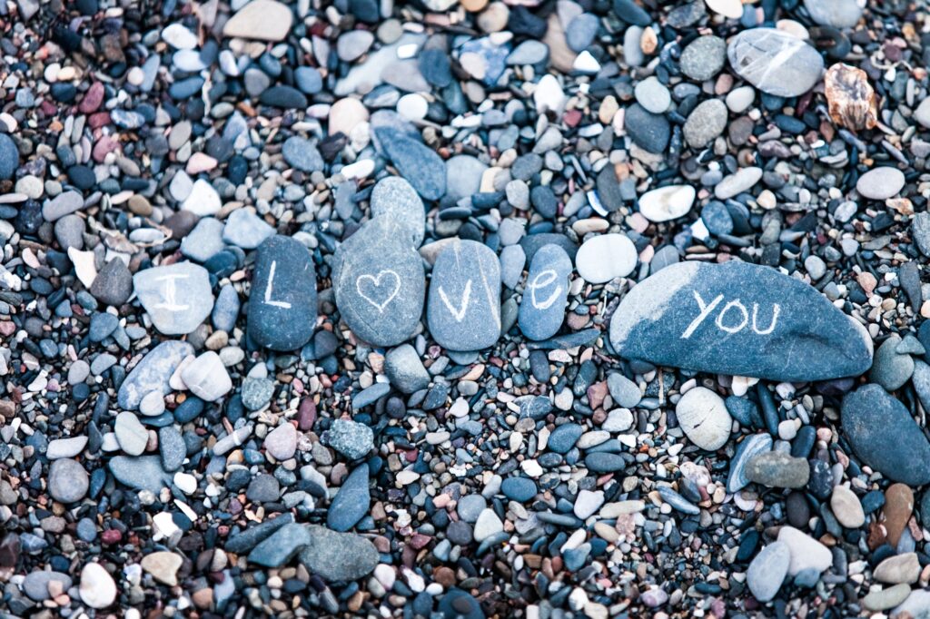 I Love You note on rocks